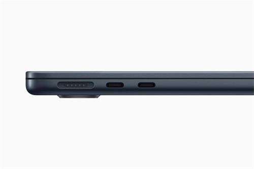 苹果发布新款MacBook Air：刘海屏+M2芯片，9499 元起
