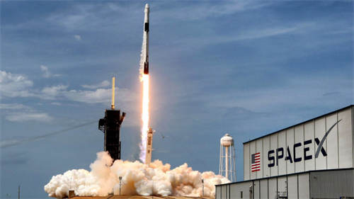 SpaceX在卡角使用13手猎鹰9号芯级 (B1058.13) 成功发射53颗星链卫星 总数已达2759颗